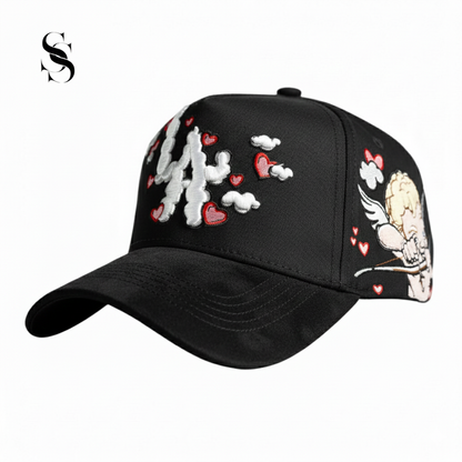 Sombrero 31 Hats LA Cloud Lovers Club de Second Shot, diseño casual con estampado de nubes en colores suaves.