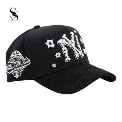 Sombrero 31 Hats NY Bones negro de la marca Second Shot, con diseño clásico y visera curvada.