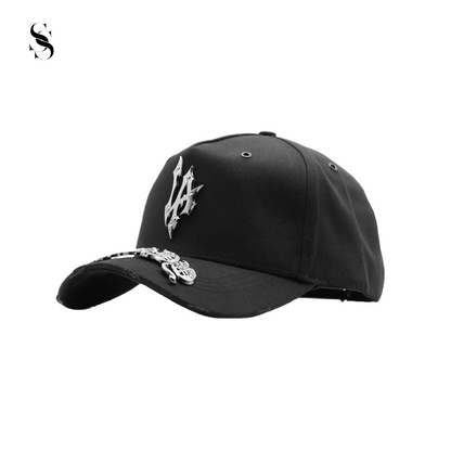 Sombrero de metal Dandy Hats LA Metal de Second Shot, estilo moderno y llamativo con detalles metálicos.