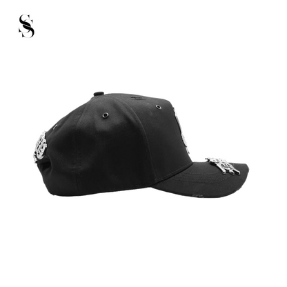 Sombrero Dandy Hats LA Metal de Second Shot, con diseño de estilo metálico y detalles en la parte superior.