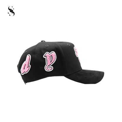 Sombrero Dandy Hats Fuck Off de Second Shot, sombrero de ala ancha y diseño llamativo en color negro con texto impreso en la parte frontal.