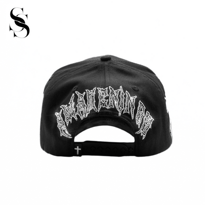 Gorra  "Rude Awakenings" de Second Shotor negro con letras blancas llamativas
