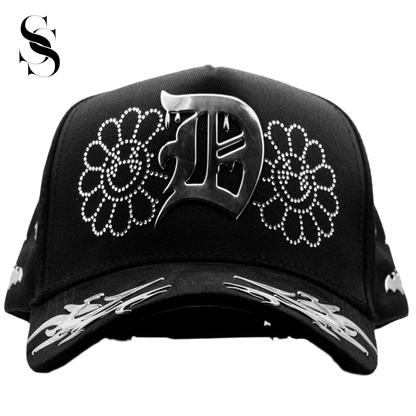 Sombrero Innedit x El Dreamer Hats x Anymore x Fame Club “Genesis Chrome” de Second Shot, con diseño moderno y detalles llamativos.