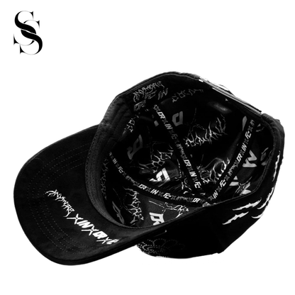 Gorra Innedit x El Dreamer Hats x Anymore x Fame Club Genesis Chrome de Second Shot, diseño moderno con acabado brillante y detalles únicos