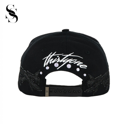 Sombrero 31 Hats LA Thorns de Second Shot, diseño de gorra con logotipo y detalles en colores vibrantes sobre fondo neutro.