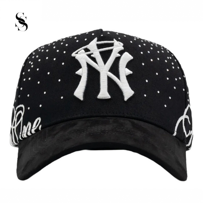 Sombrero de ala ancha de la marca Second Shot, modelo 31 Hats 31 Forever, con diseño elegante y protección solar.