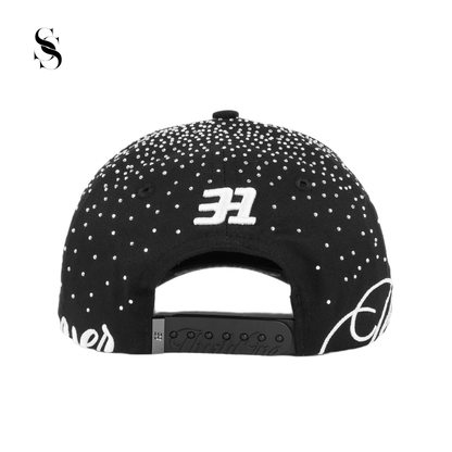 Gorra negra de la marca Second Shot, modelo 31 Hats 31 Forever, vista frontal con diseño clásico y banda ajustable.