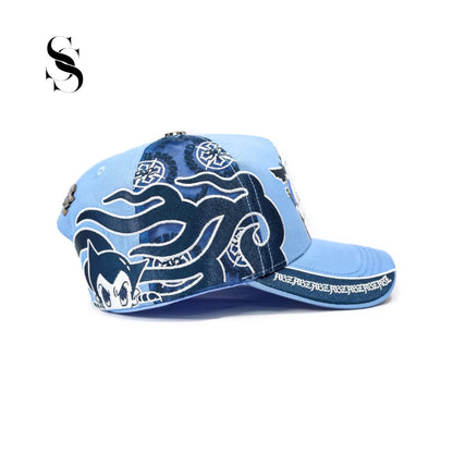 Gorra Baez X Shift 3.0 de Second Shot Streetwear, vista lateral mostrando diseño moderno en tonos oscuros.