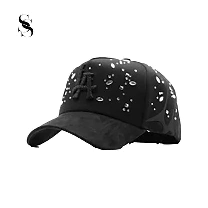 Sombrero Dandy Hats Tears con cristales, diseñado por Second Shot, con detalles brillantes y elegantes en color oscuro.