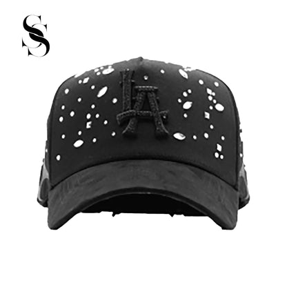 Sombrero Dandy Hats Tears con cristales brillantes, diseñado por Second Shot, con detalles elegantes y estilo único.